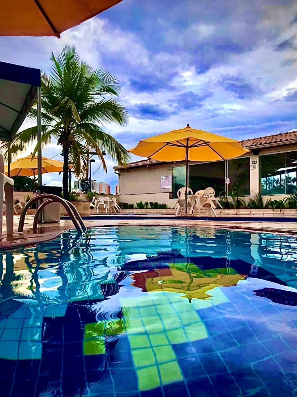 Paradise Flat Residence กัลดัสโนวัส ภายนอก รูปภาพ